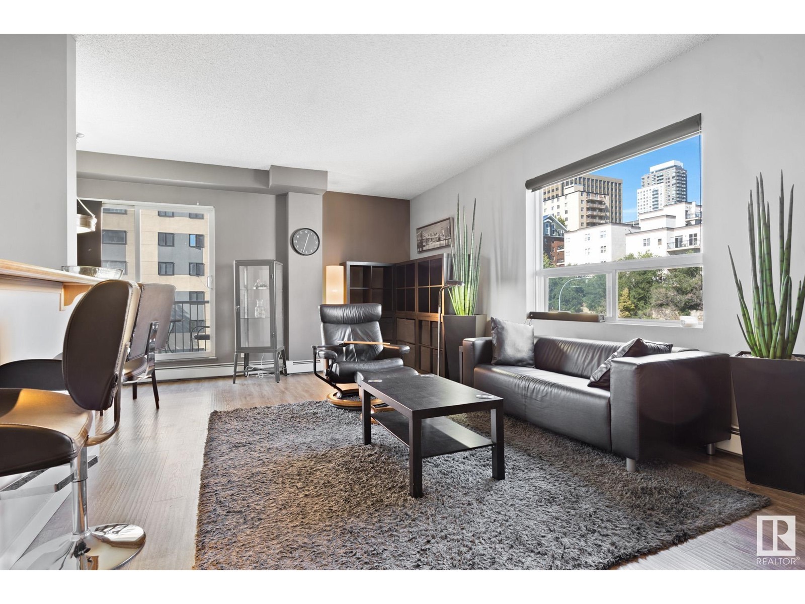 #402 9707 105 St Nw, Edmonton, Alberta  T5K 2Y4 - Photo 2 - E4433646