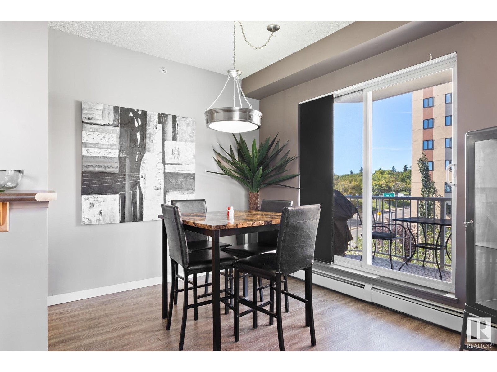 #402 9707 105 St Nw, Edmonton, Alberta  T5K 2Y4 - Photo 5 - E4433646