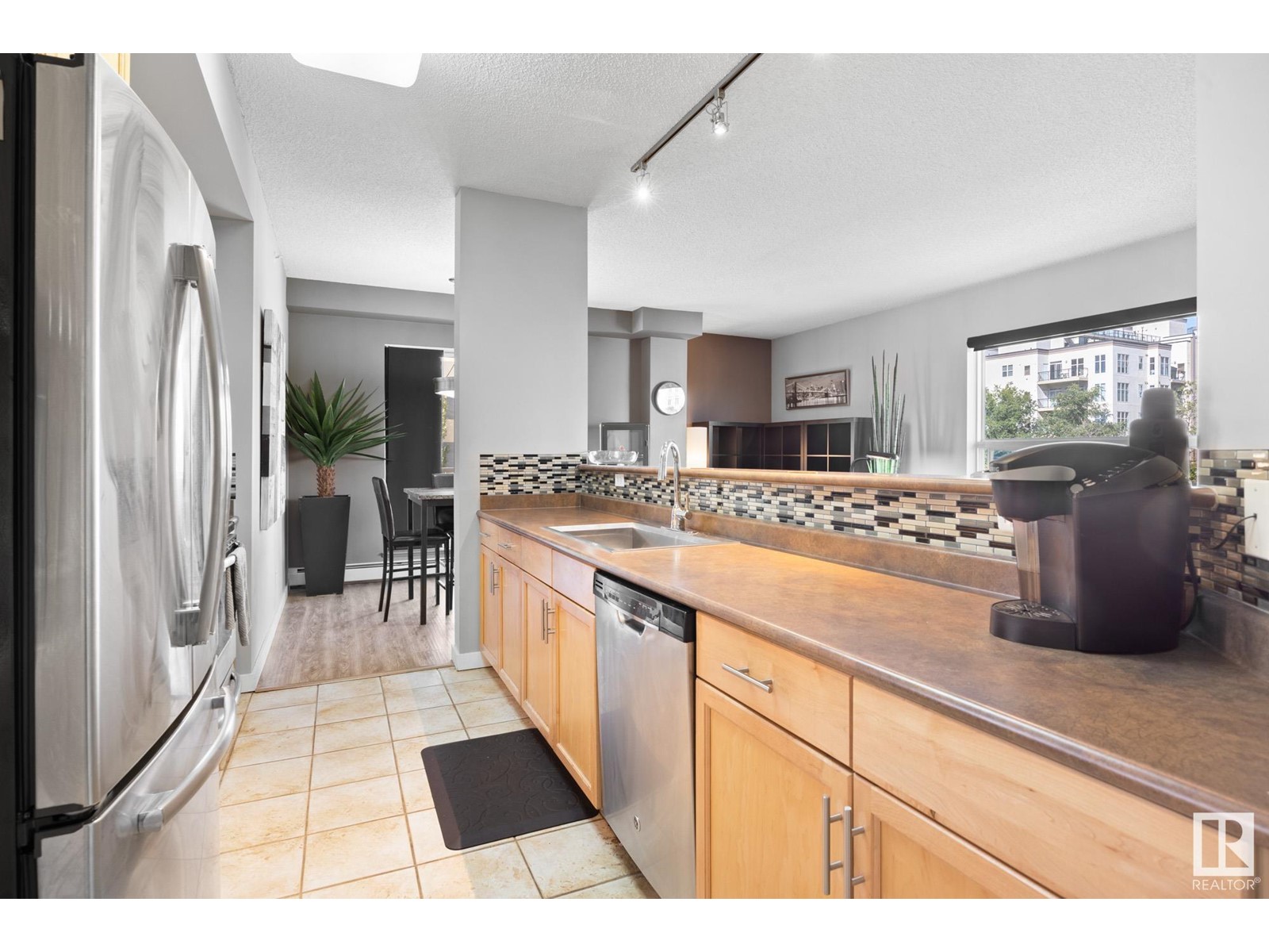 #402 9707 105 St Nw, Edmonton, Alberta  T5K 2Y4 - Photo 7 - E4433646