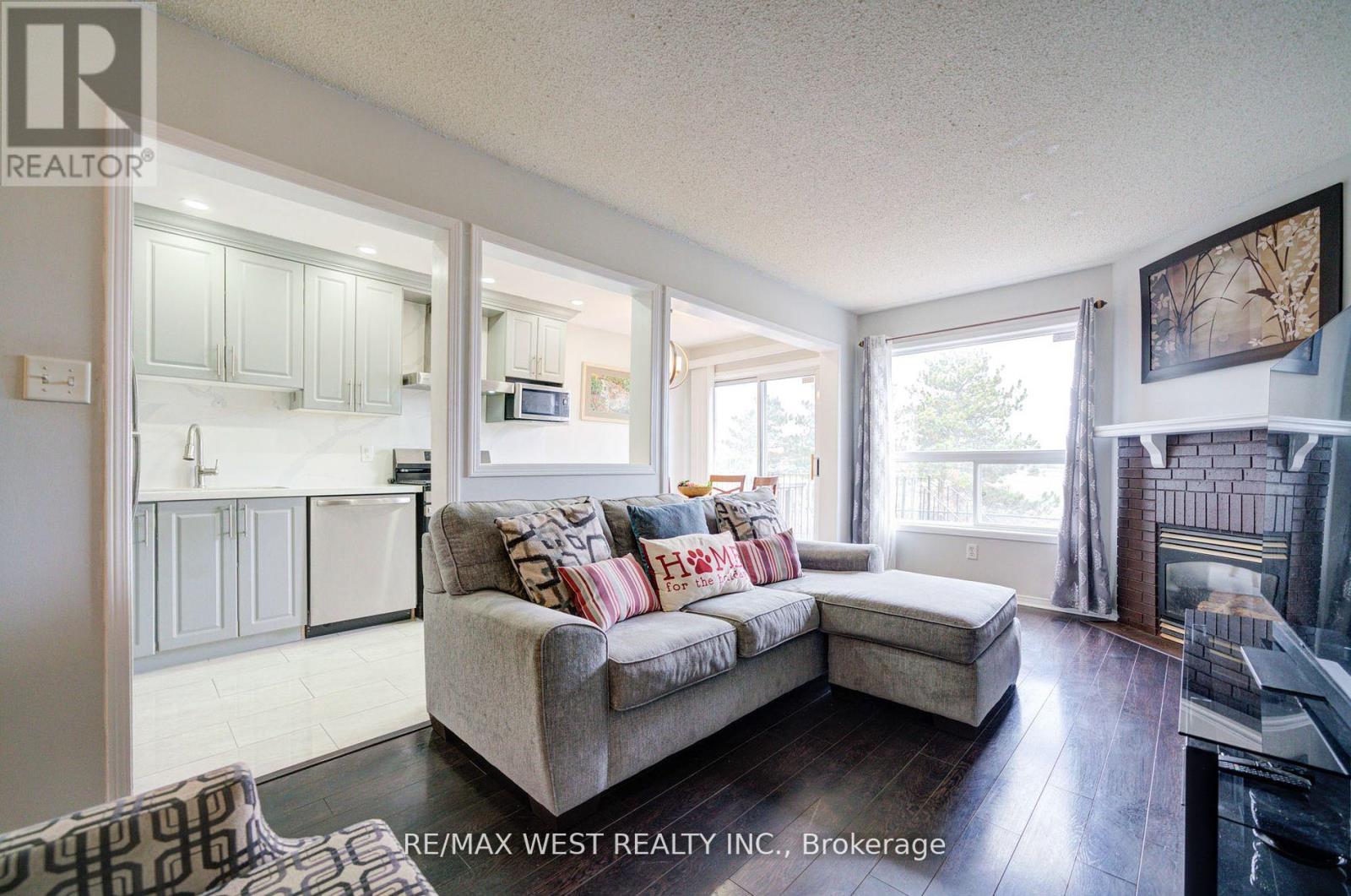 14 - 100 Brickyard Way, Brampton, Ontario  L6V 4L9 - Photo 6 - W12115401