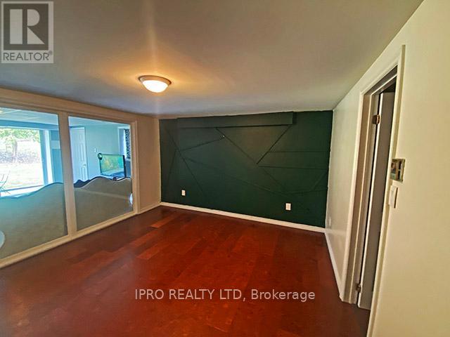 7454 Old Church Road, Caledon, Ontario  L7C 0H5 - Photo 30 - W12115407