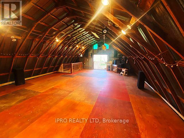 7454 Old Church Road, Caledon, Ontario  L7C 0H5 - Photo 33 - W12115407