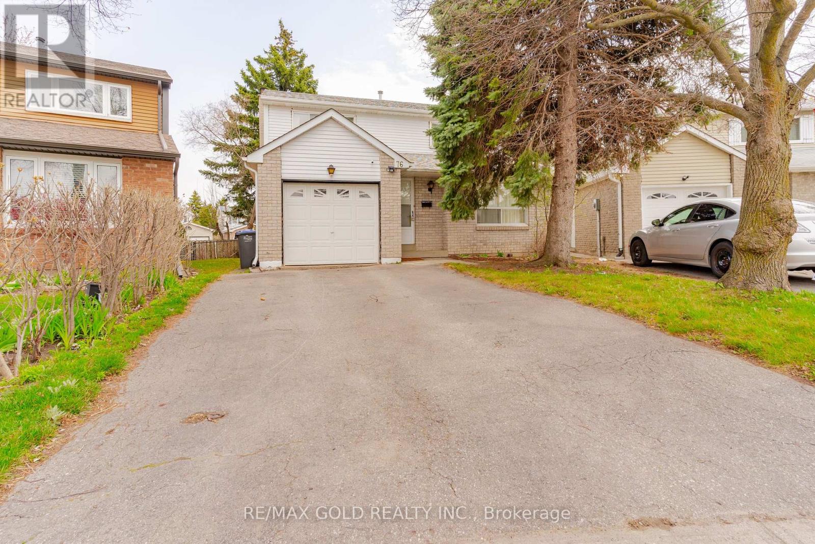 Property at 76 MAYFAIR CRESCENT image 2