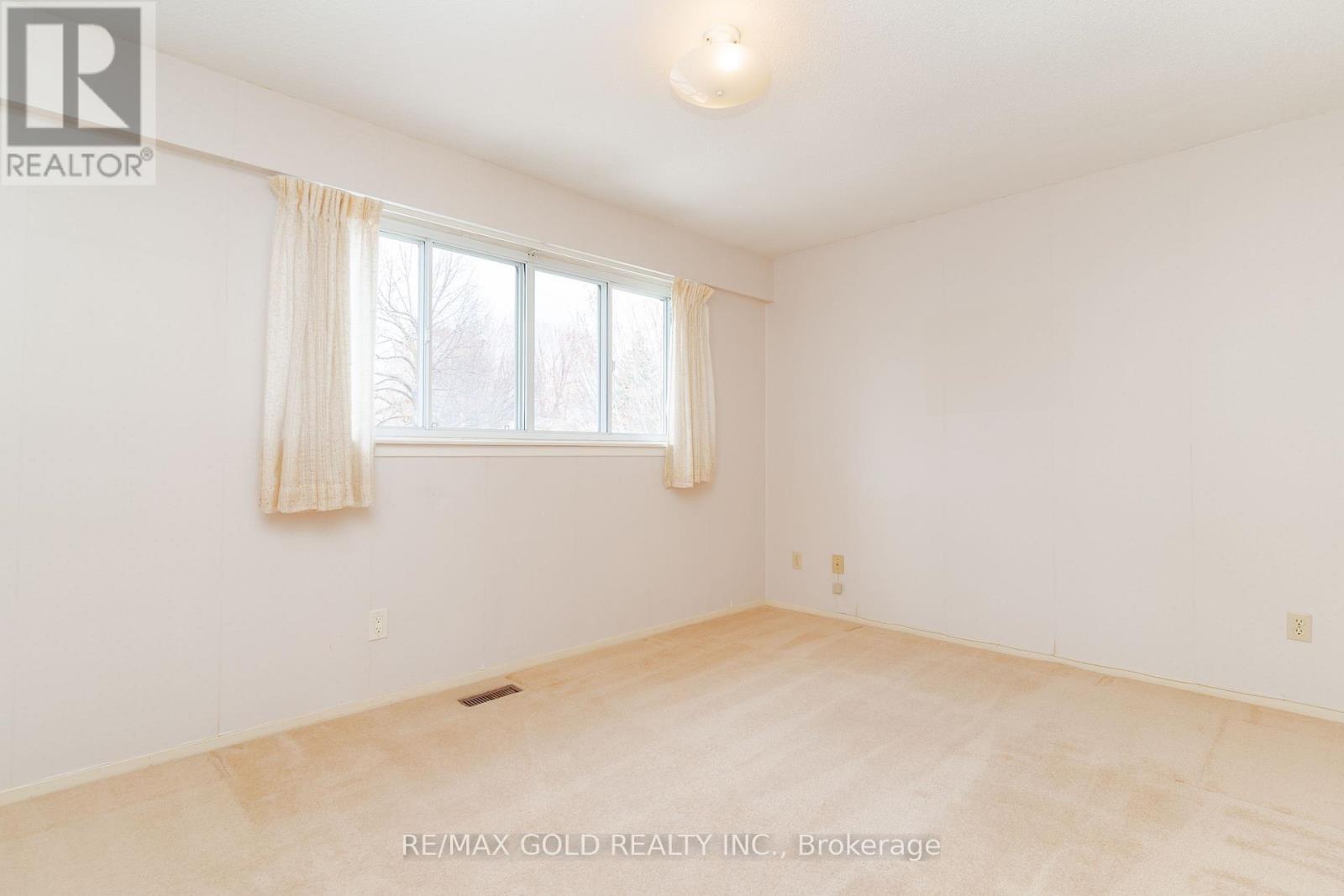 76 Mayfair Crescent, Brampton, Ontario  L6S 3N4 - Photo 24 - W12115472