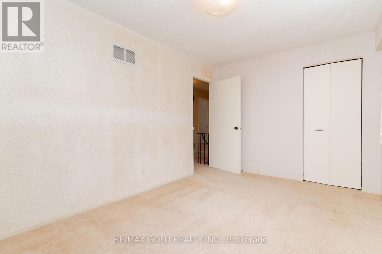 76 Mayfair Crescent, Brampton, Ontario  L6S 3N4 - Photo 25 - W12115472
