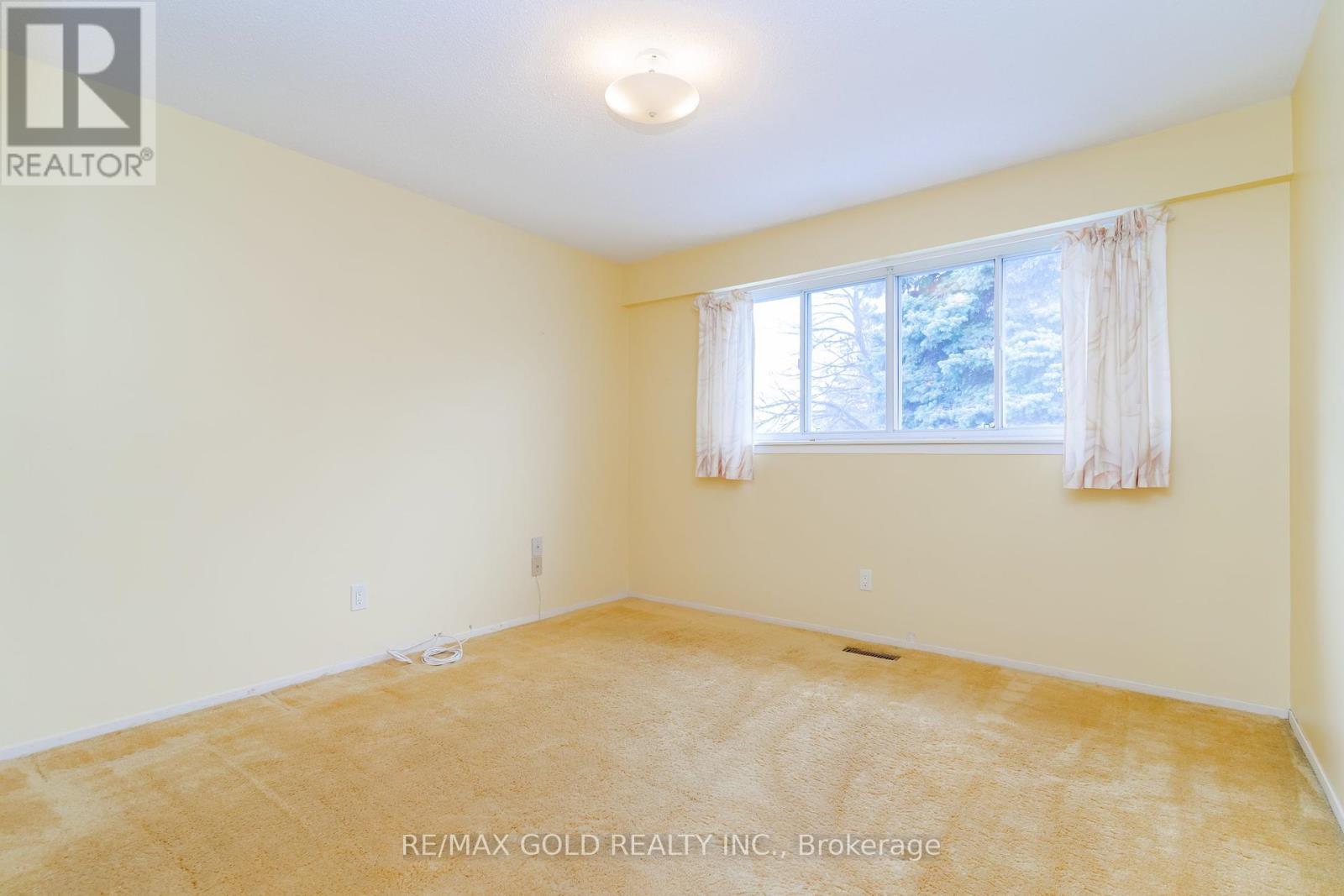 76 Mayfair Crescent, Brampton, Ontario  L6S 3N4 - Photo 29 - W12115472