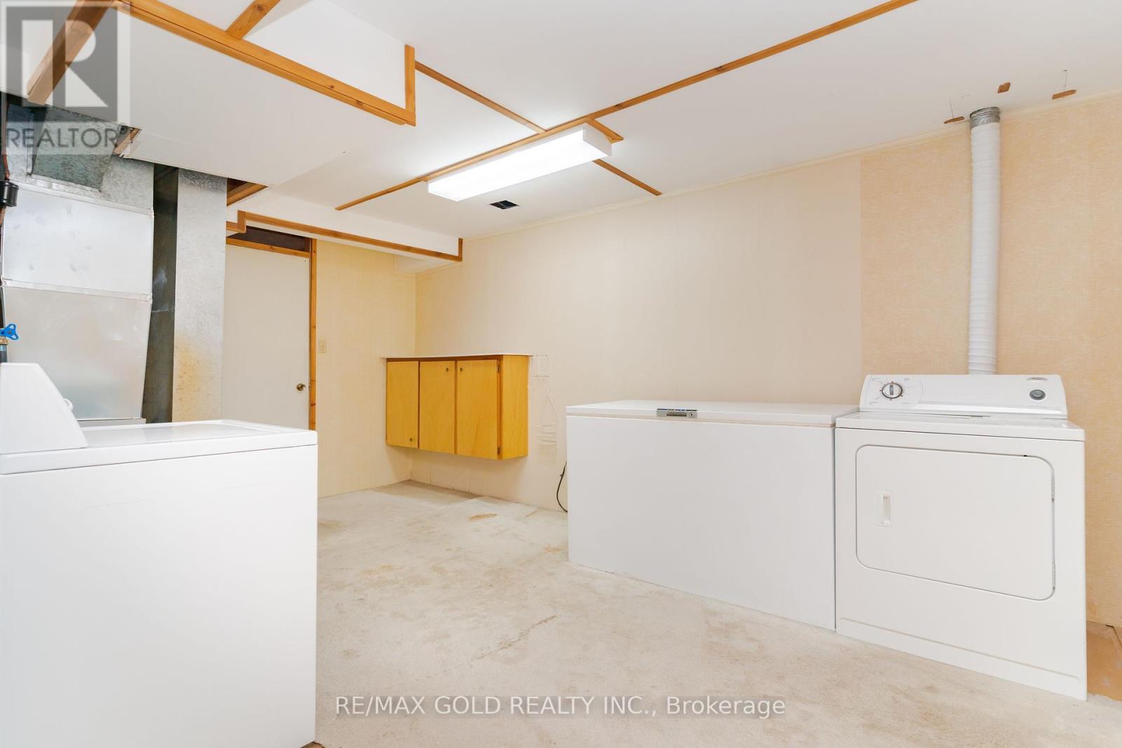 76 Mayfair Crescent, Brampton, Ontario  L6S 3N4 - Photo 32 - W12115472