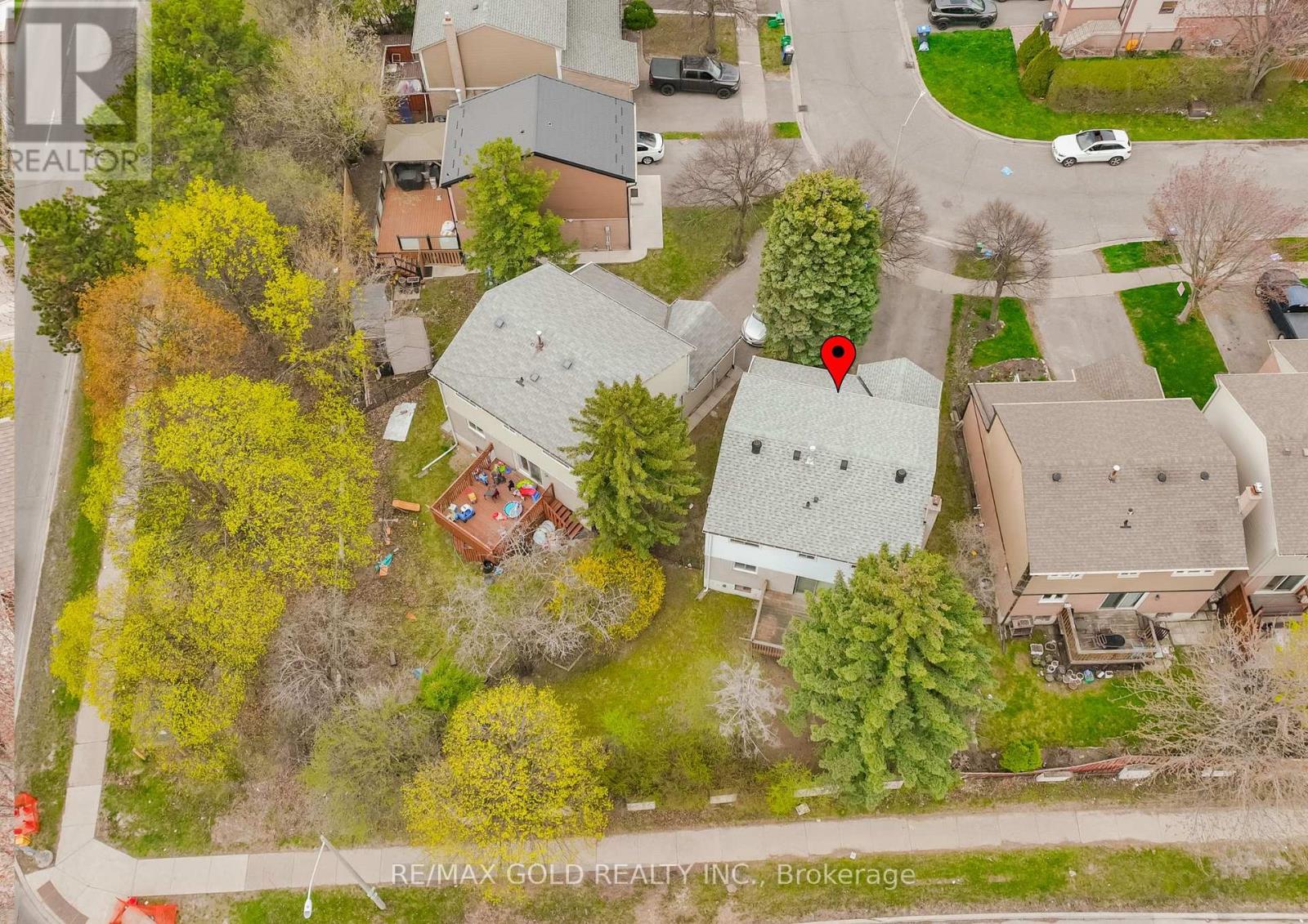 76 Mayfair Crescent, Brampton, Ontario  L6S 3N4 - Photo 43 - W12115472
