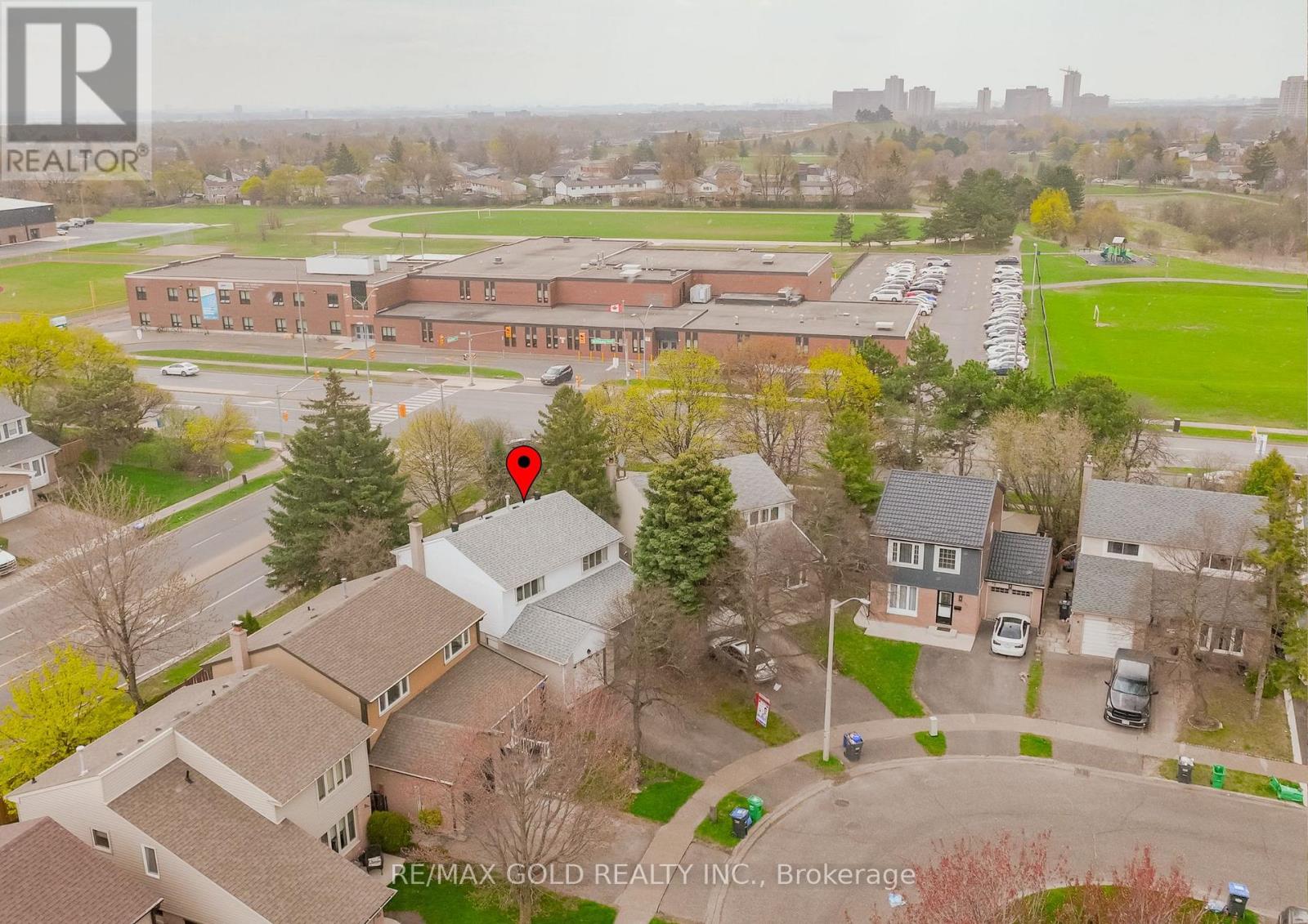 76 Mayfair Crescent, Brampton, Ontario  L6S 3N4 - Photo 44 - W12115472