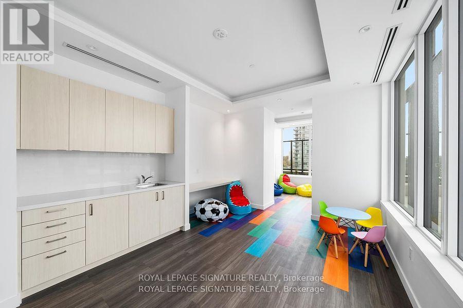 2115 - 1928 Lake Shore Boulevard W, Toronto, Ontario  M6S 0B1 - Photo 18 - W12115564