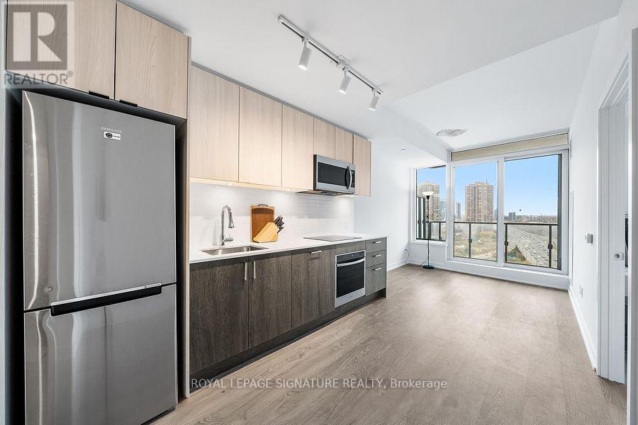 2115 - 1928 Lake Shore Boulevard W, Toronto, Ontario  M6S 0B1 - Photo 6 - W12115564