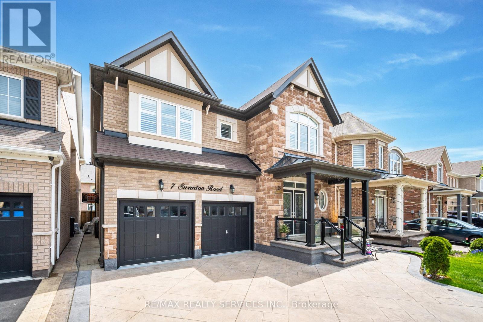 Property at 7 SWANTON ROAD image 2