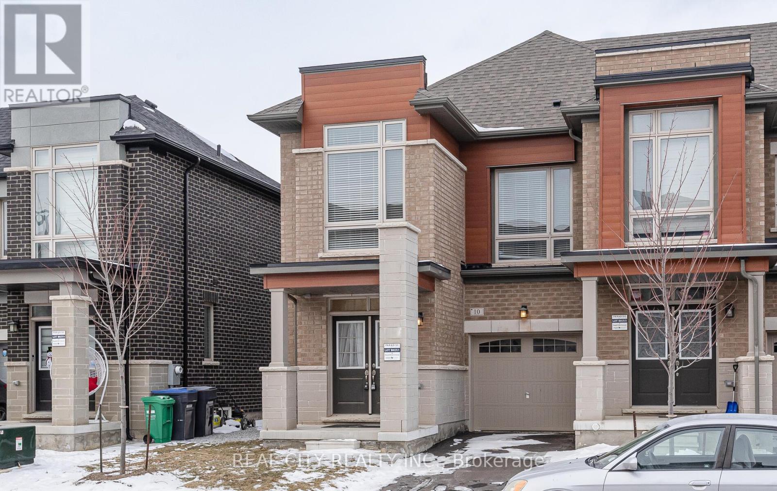 10 Donald Ficht Crescent, Brampton (Bram West), Ontario  L7A 5H8 - Photo 3 - W12115637