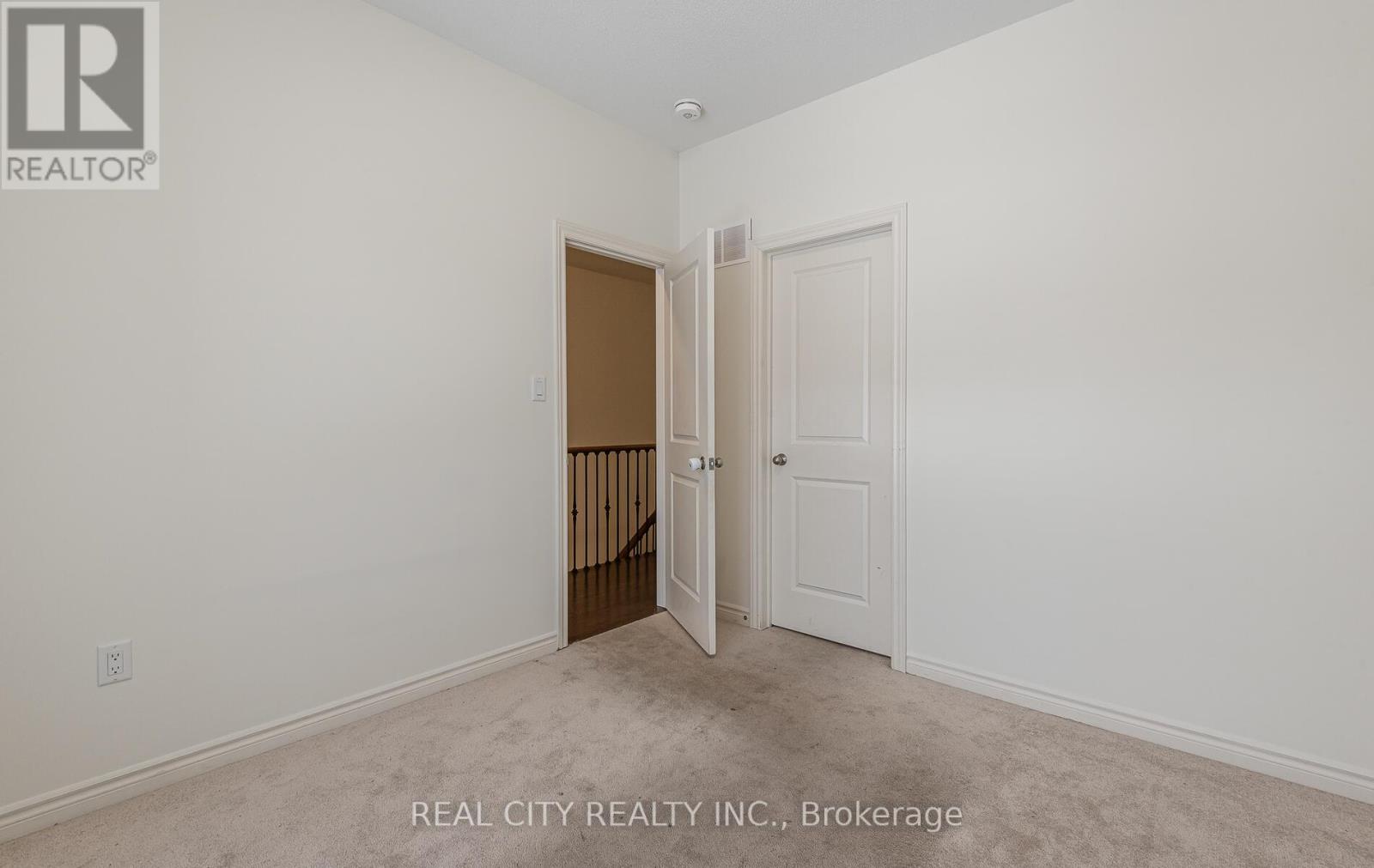 10 Donald Ficht Crescent, Brampton (Bram West), Ontario  L7A 5H8 - Photo 31 - W12115637