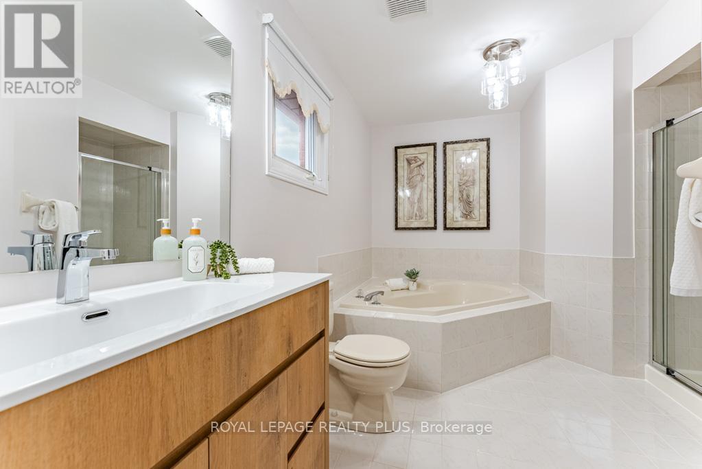 6792 Gracefield Drive, Mississauga (Lisgar), Ontario  L5N 6T5 - Photo 24 - W12115662