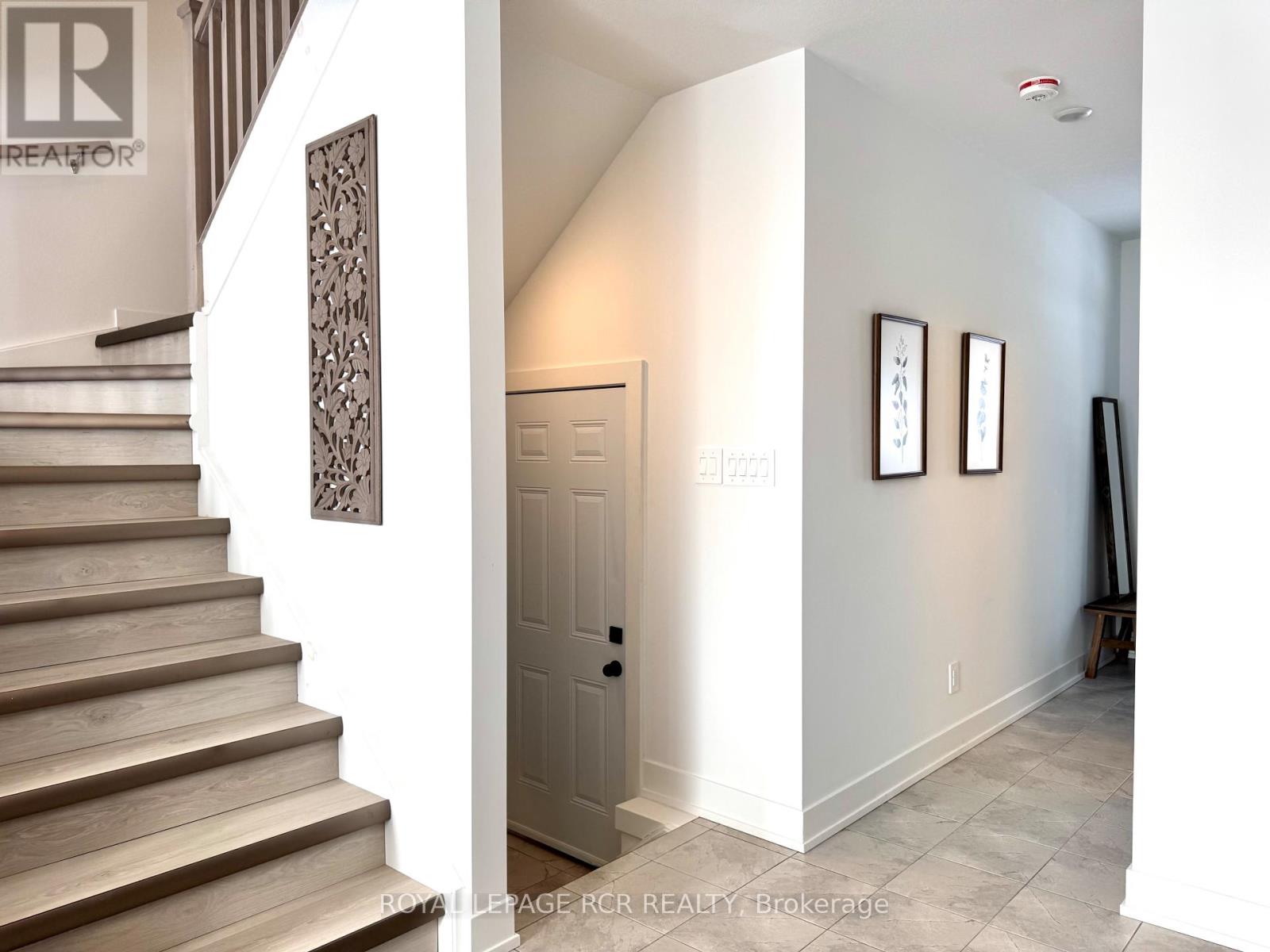 Property at 20 - 690 BROADWAY AVENUE image 2