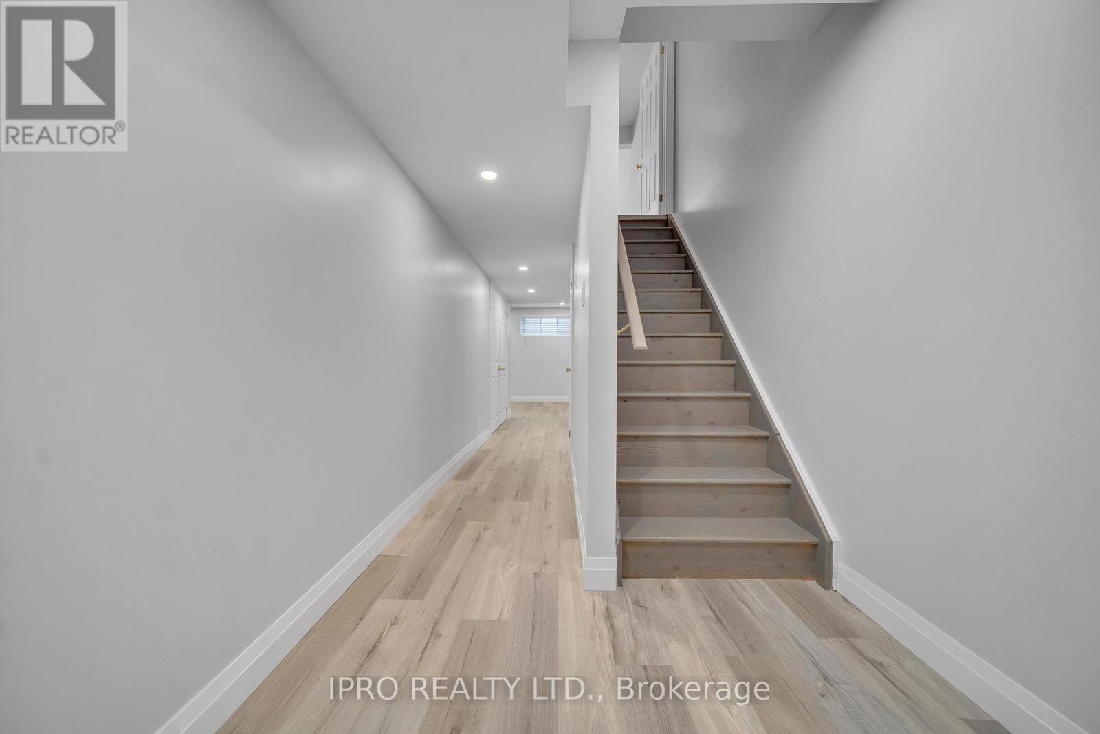 22 - 124 Parkinson Crescent E, Orangeville, Ontario  L9W 6X3 - Photo 37 - W12115710