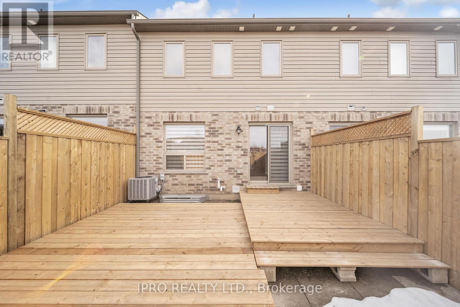 22 - 124 Parkinson Crescent E, Orangeville, Ontario  L9W 6X3 - Photo 43 - W12115710
