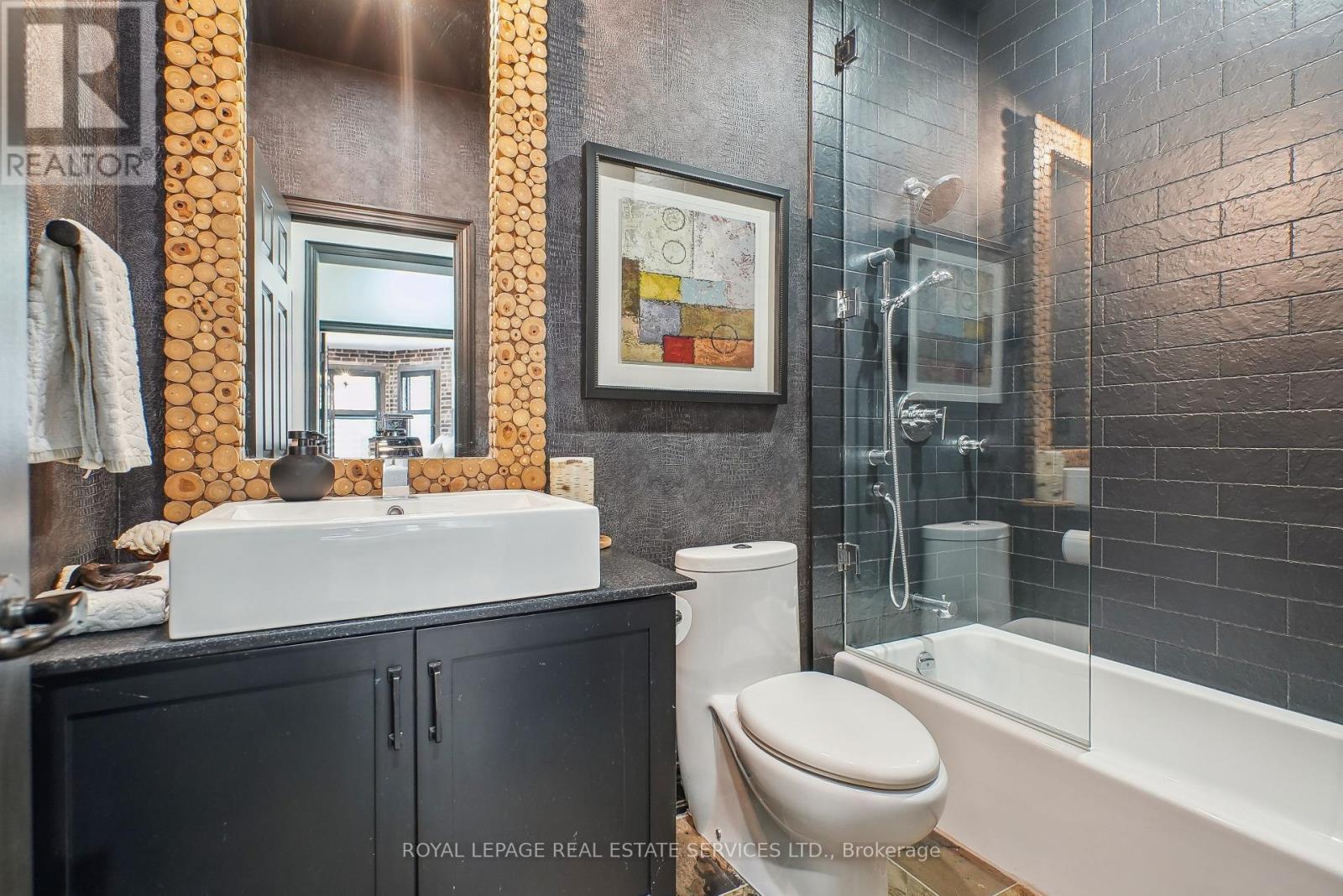 16 Arborglen Drive, Halton Hills (Georgetown), Ontario  L7G 6L2 - Photo 20 - W12115711