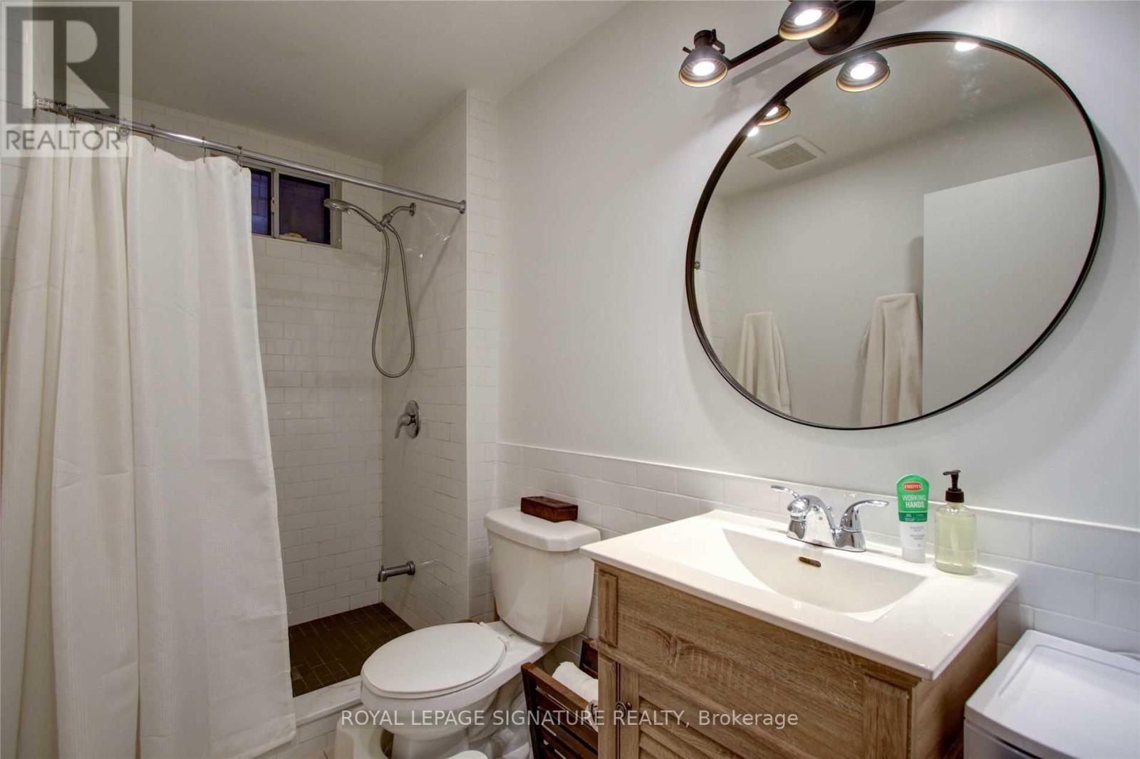 Main - 465 Margueretta Street, Toronto (Dovercourt-Wallace Emerson-Junction), Ontario  M6H 3S6 - Photo 12 - W12115777