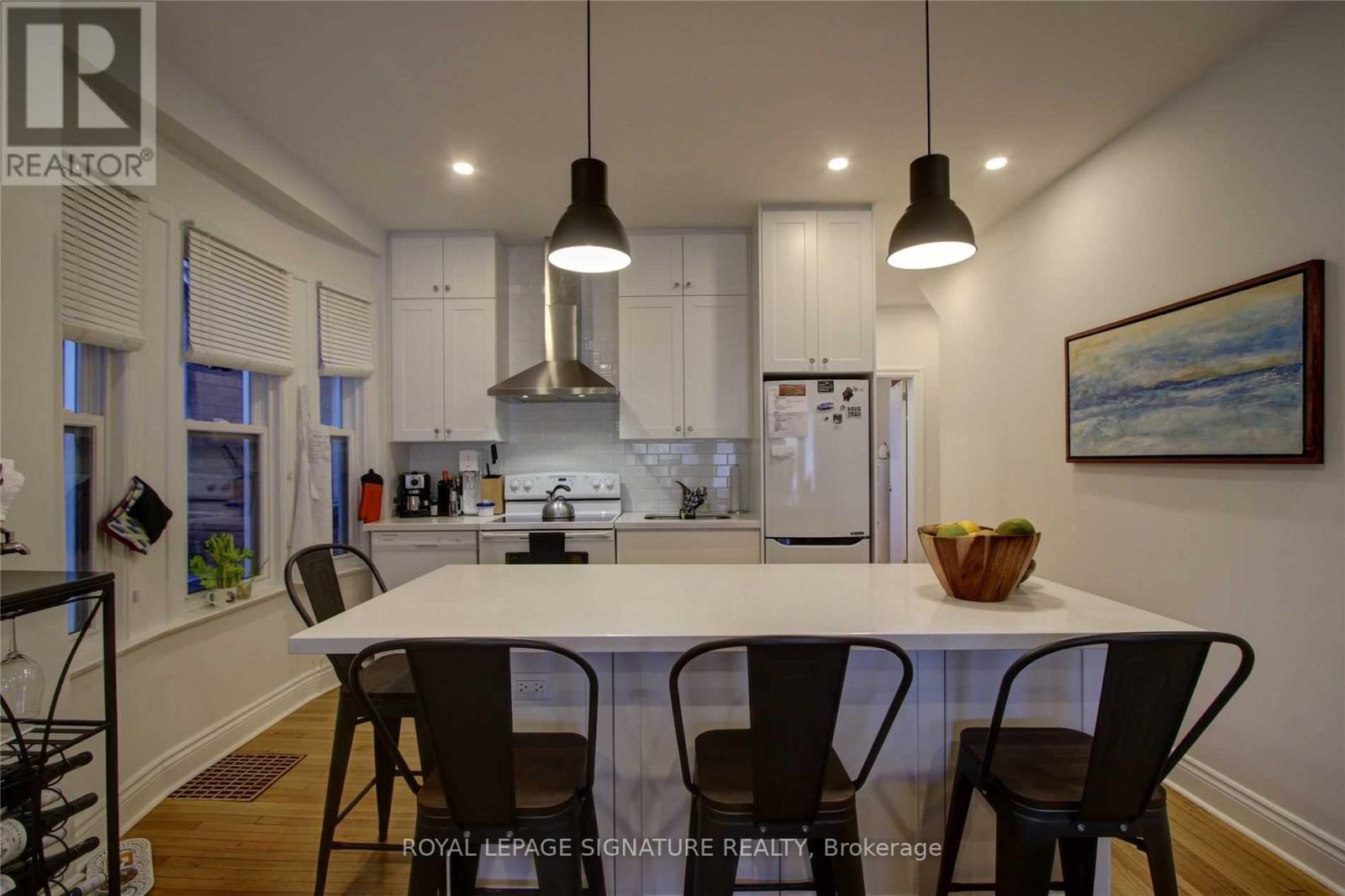 Main - 465 Margueretta Street, Toronto (Dovercourt-Wallace Emerson-Junction), Ontario  M6H 3S6 - Photo 8 - W12115777