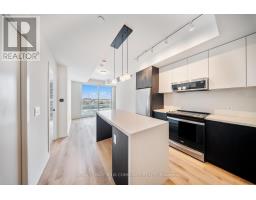 801 - 5 YORK GARDEN WAY, Toronto, Ontario