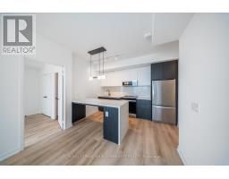 711 - 5 YORK GARDEN WAY, Toronto, Ontario