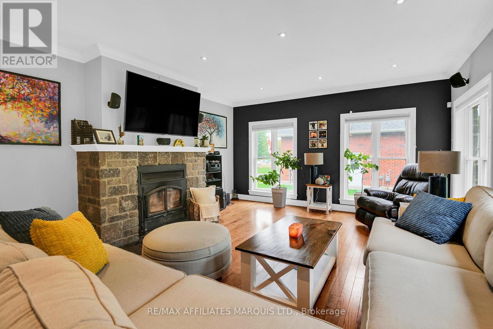 Property at 14 FOREST HILL ROAD image 3