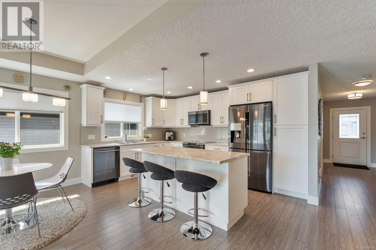 Property at 13 9650 Askew Creek Dr image 3