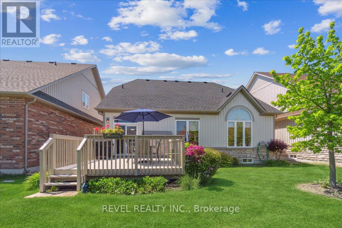 68 Galloway Trail, Welland, Ontario  L3B 6G5 - Photo 25 - X12115482