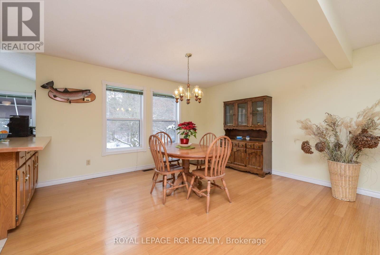 919 Guelph Road, Centre Wellington, Ontario  N1M 3G5 - Photo 11 - X12115635