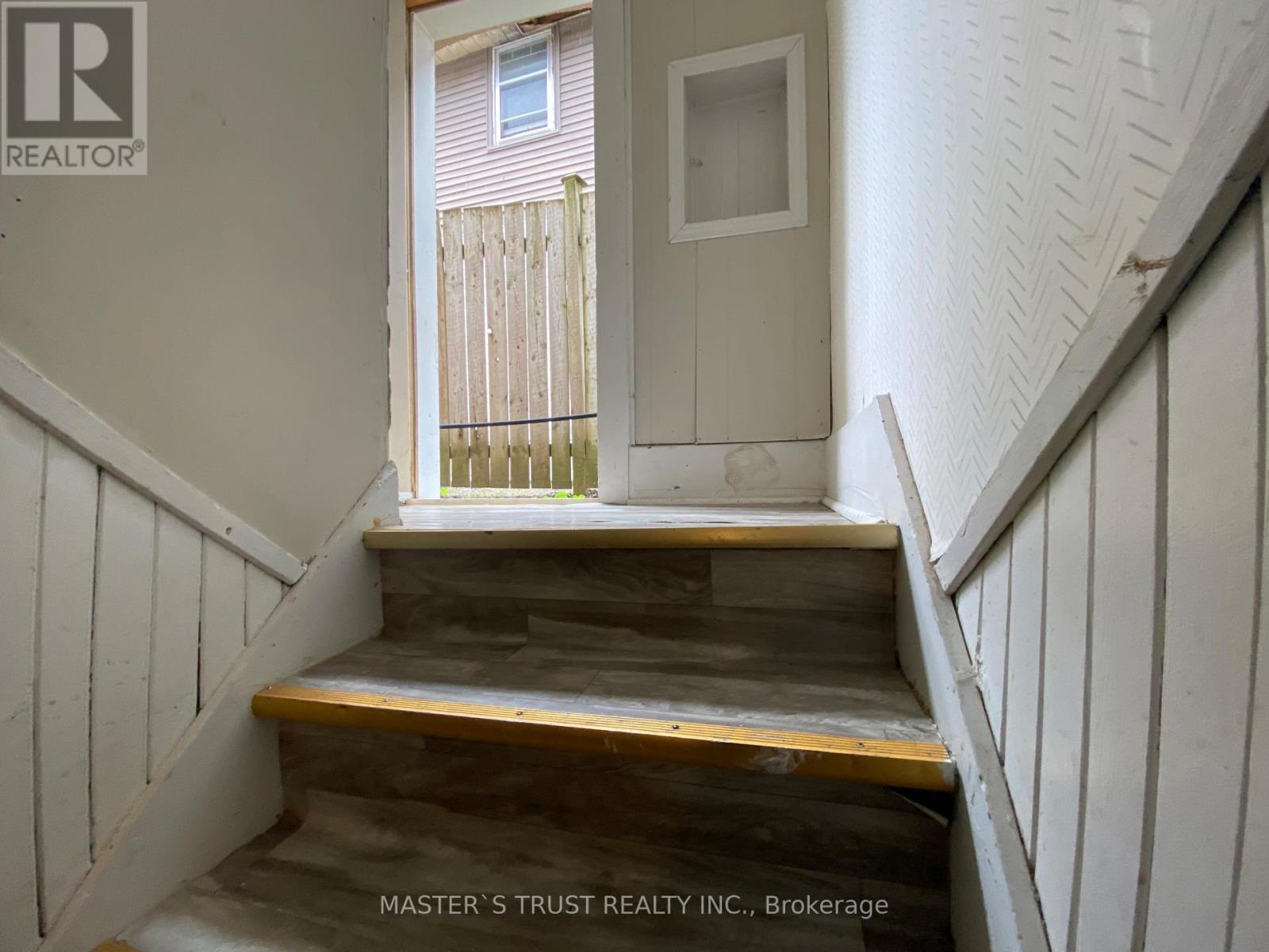 5134 Ontario Avenue, Niagara Falls, Ontario  L2E 3S2 - Photo 23 - X12115674