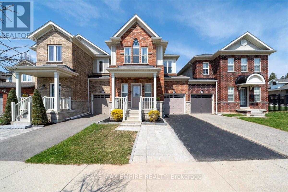 Property at 235 FELLOWES CRESCENT image 3