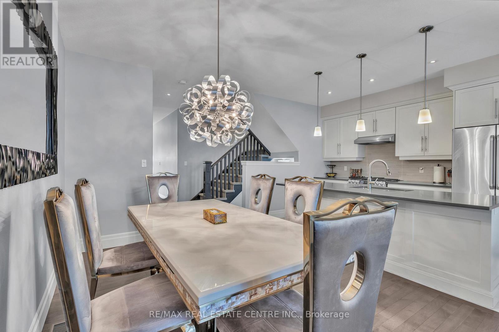 140 Oak Park Drive, Waterloo, Ontario  N2K 0B3 - Photo 10 - X12115840