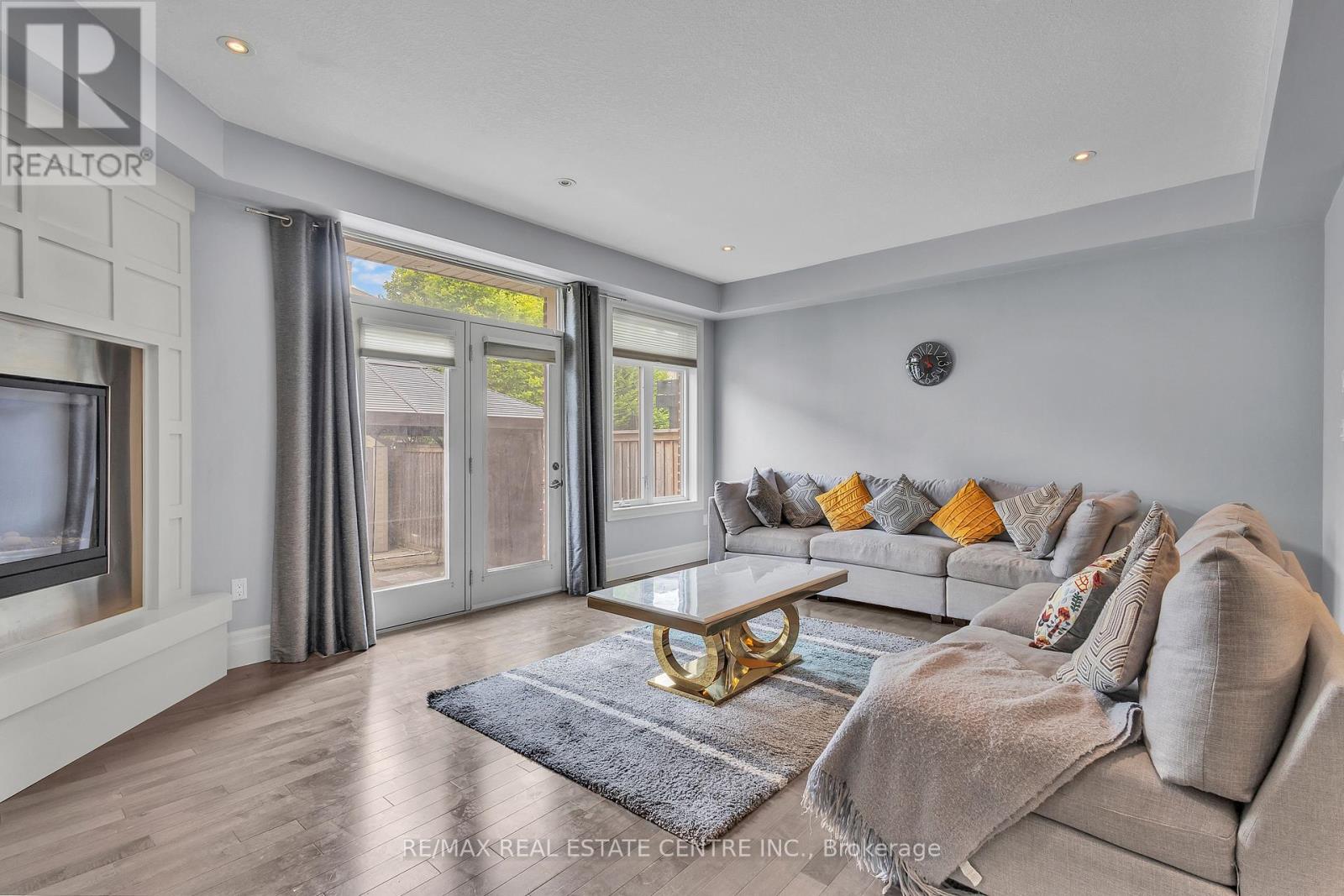 140 Oak Park Drive, Waterloo, Ontario  N2K 0B3 - Photo 15 - X12115840