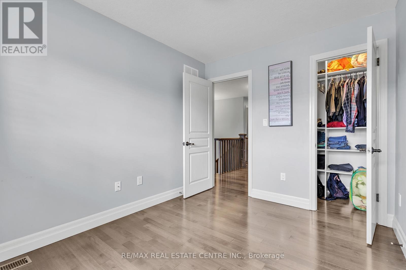 140 Oak Park Drive, Waterloo, Ontario  N2K 0B3 - Photo 30 - X12115840