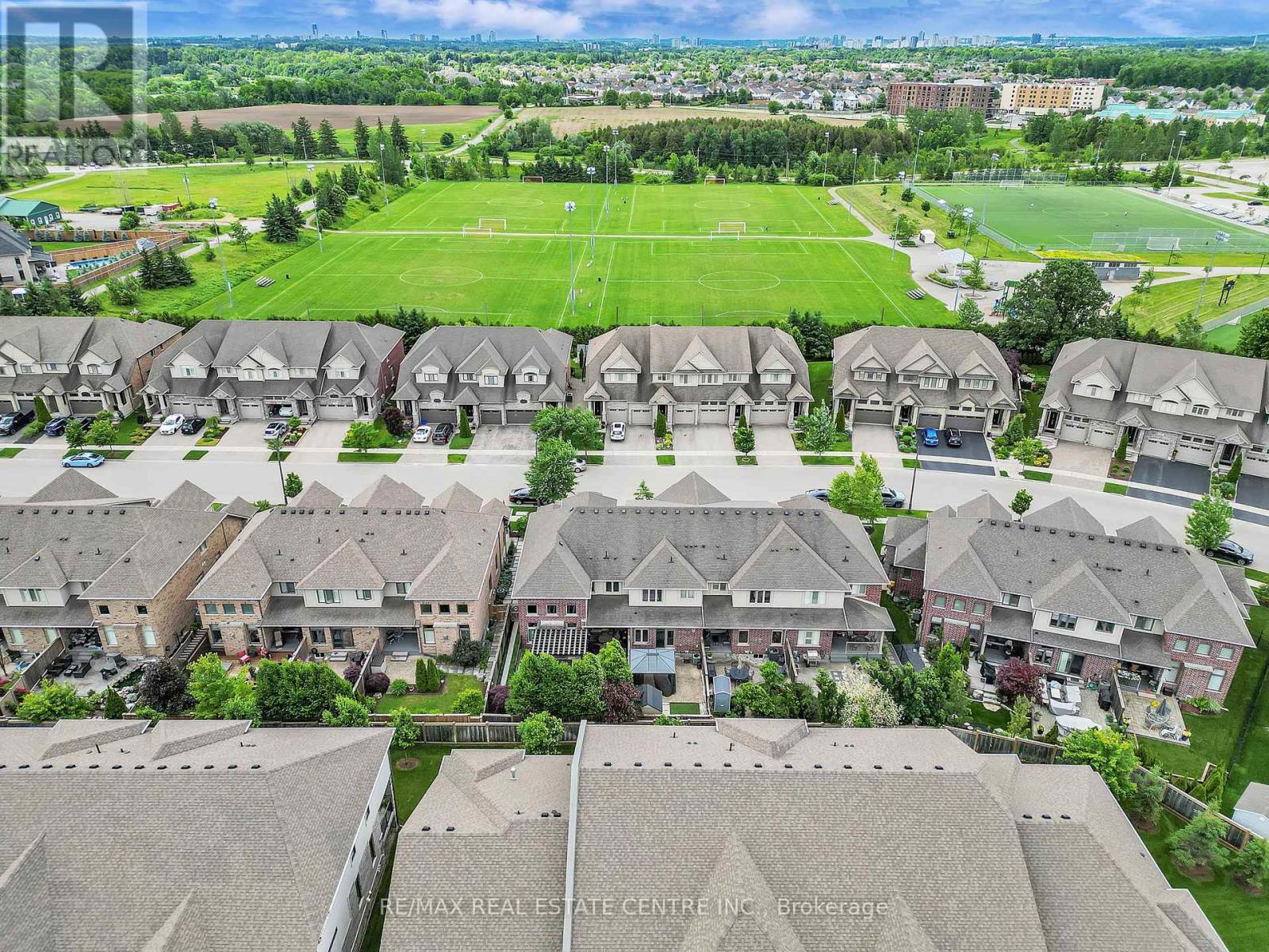 140 Oak Park Drive, Waterloo, Ontario  N2K 0B3 - Photo 47 - X12115840