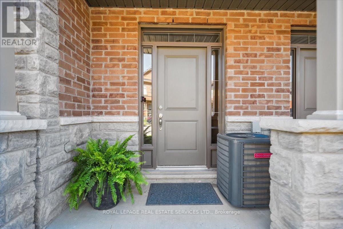 Property at 310 HUMPHREY STREET image 3