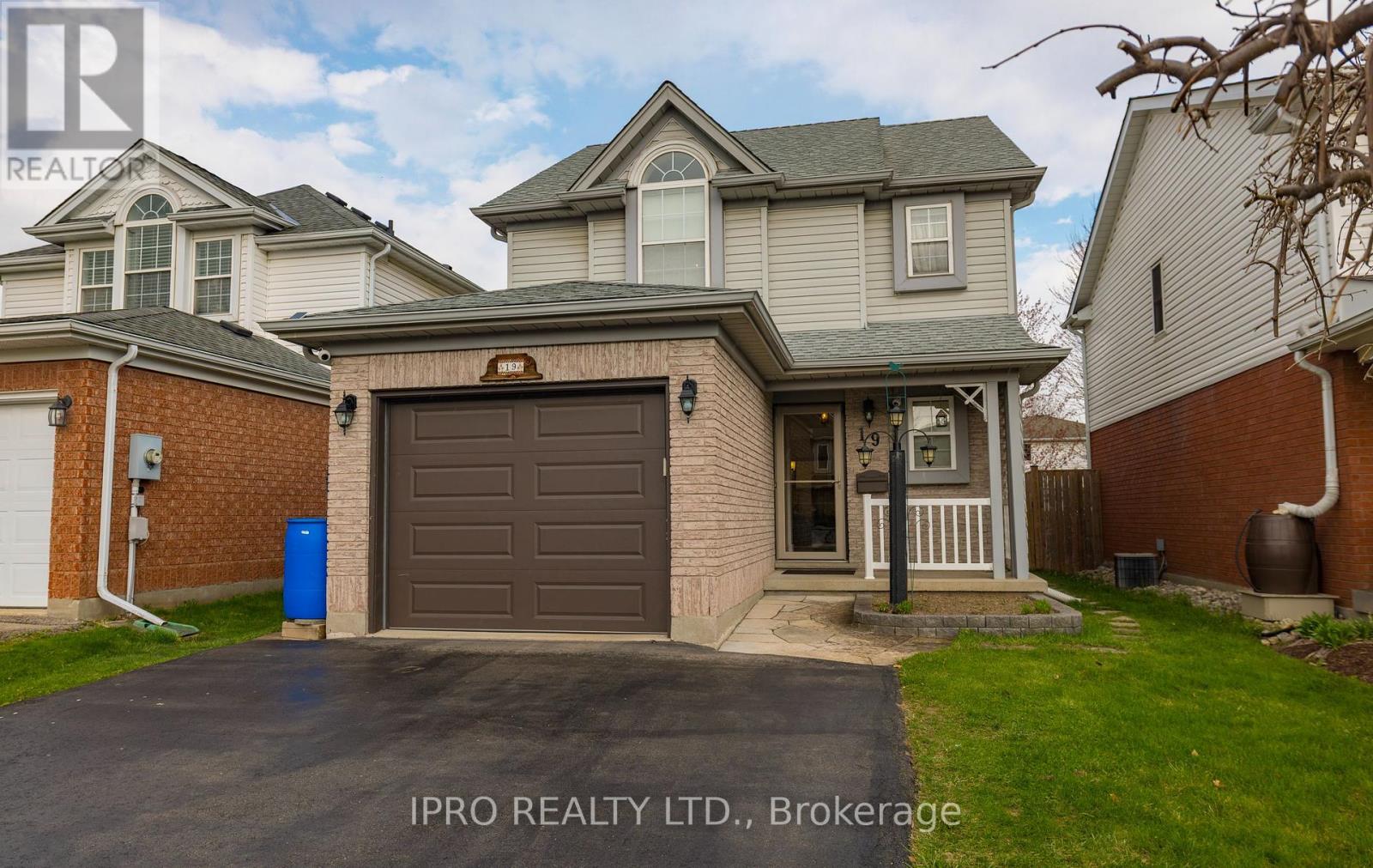 Property at 19 THOMPSON DRIVE image 3
