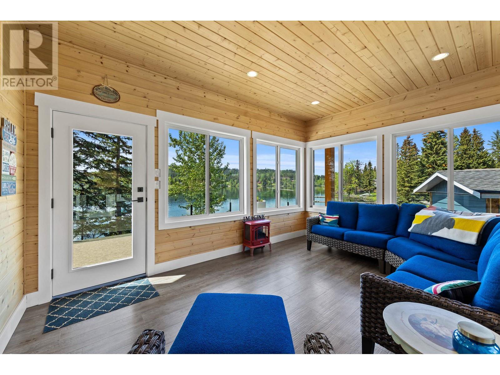 7922 Dean Road, Bridge Lake, British Columbia  V0K 1X2 - Photo 11 - R2996763