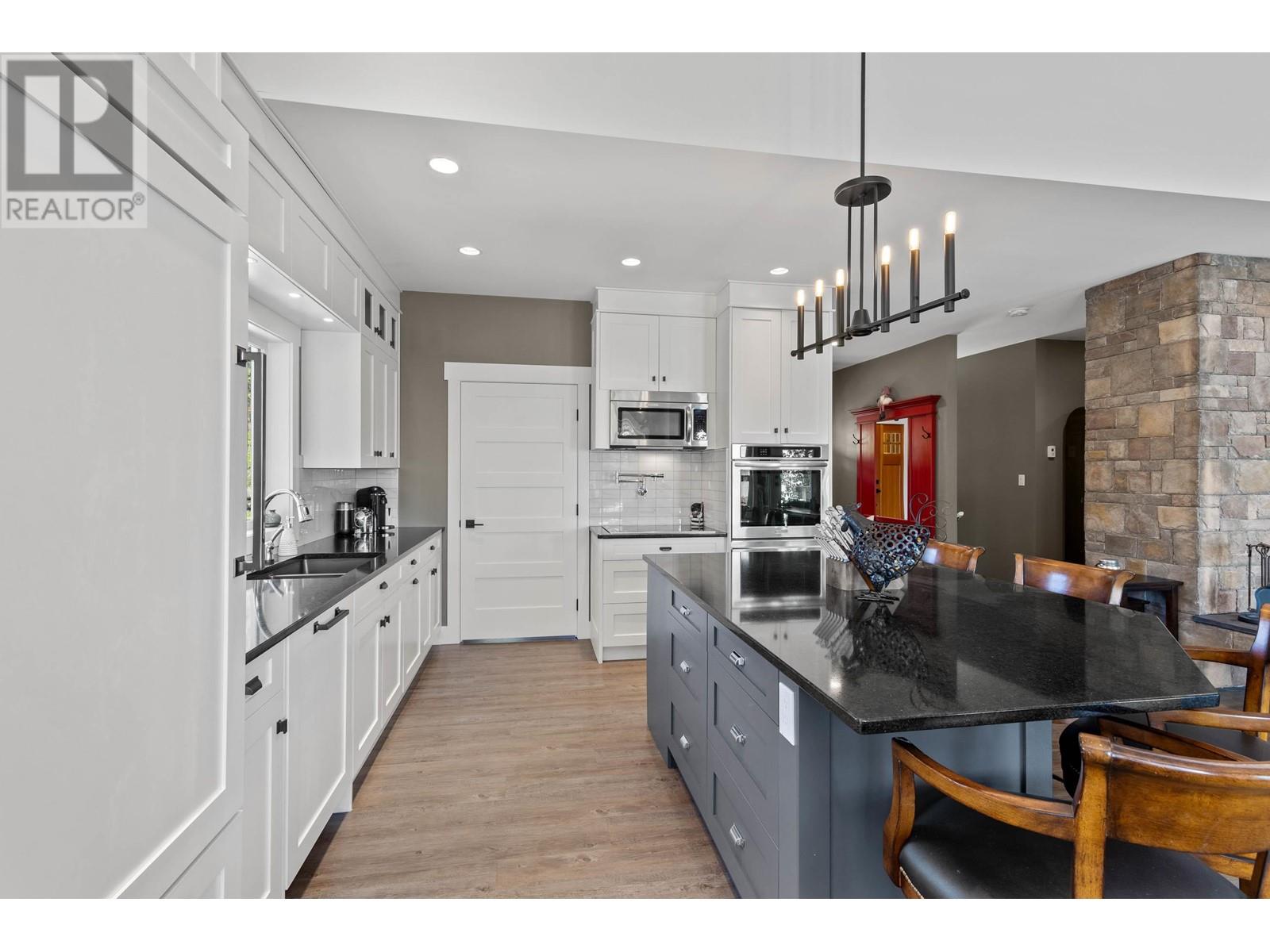7922 Dean Road, Bridge Lake, British Columbia  V0K 1X2 - Photo 6 - R2996763