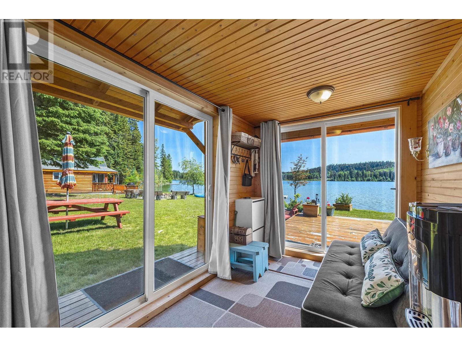 7125 Connie Road, Bridge Lake, British Columbia  V0K 1X2 - Photo 17 - R2996766
