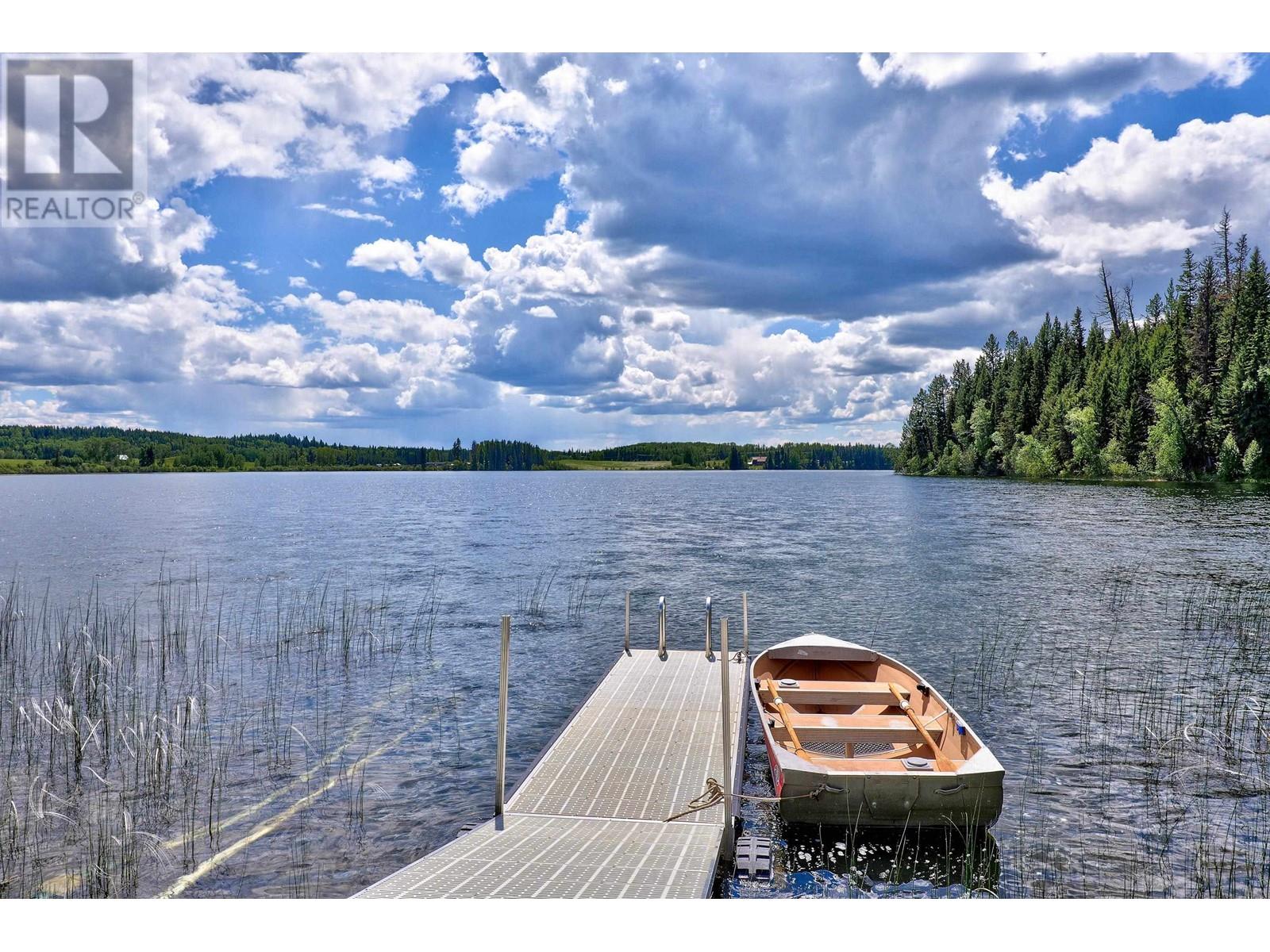 7315 Shertenlib Road, Bridge Lake, British Columbia  V0K 1X2 - Photo 15 - R2996768