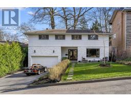 46 FALLINGBROOK DRIVE, Toronto, Ontario