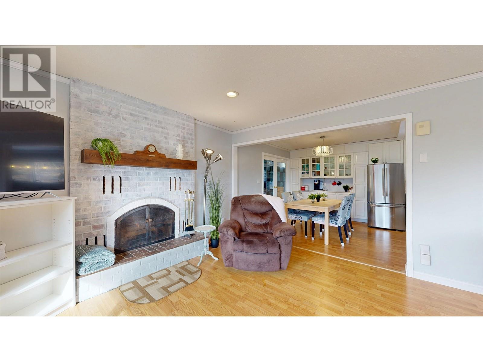 4765 Telqua Drive, 108 Mile Ranch, British Columbia  V0K 2Z0 - Photo 14 - R2975135