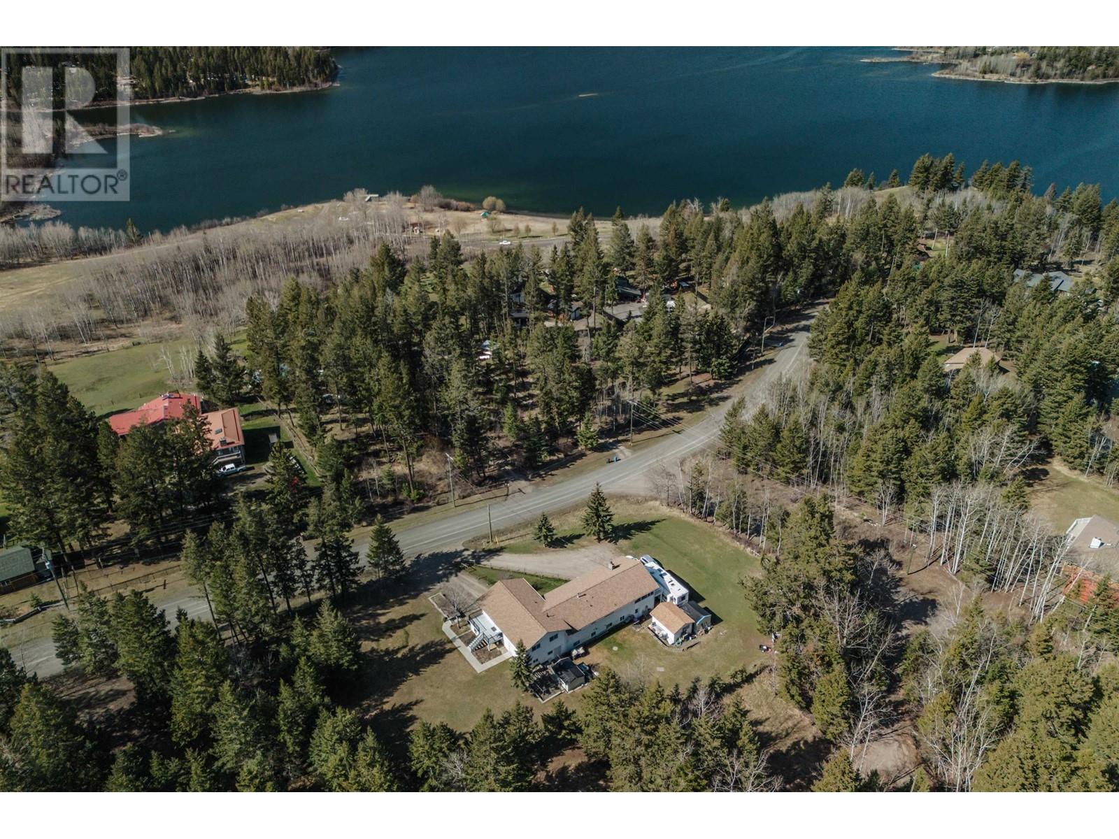4765 Telqua Drive, 108 Mile Ranch, British Columbia  V0K 2Z0 - Photo 2 - R2975135