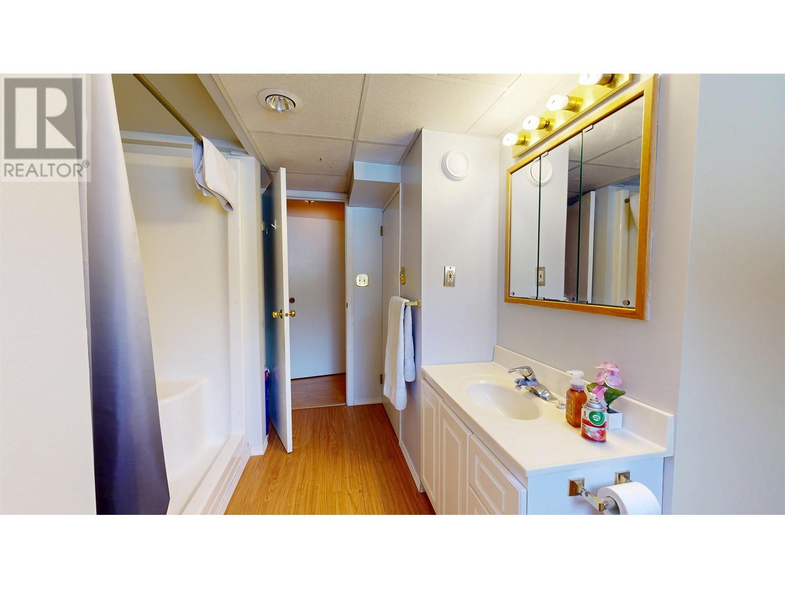 4765 Telqua Drive, 108 Mile Ranch, British Columbia  V0K 2Z0 - Photo 27 - R2975135
