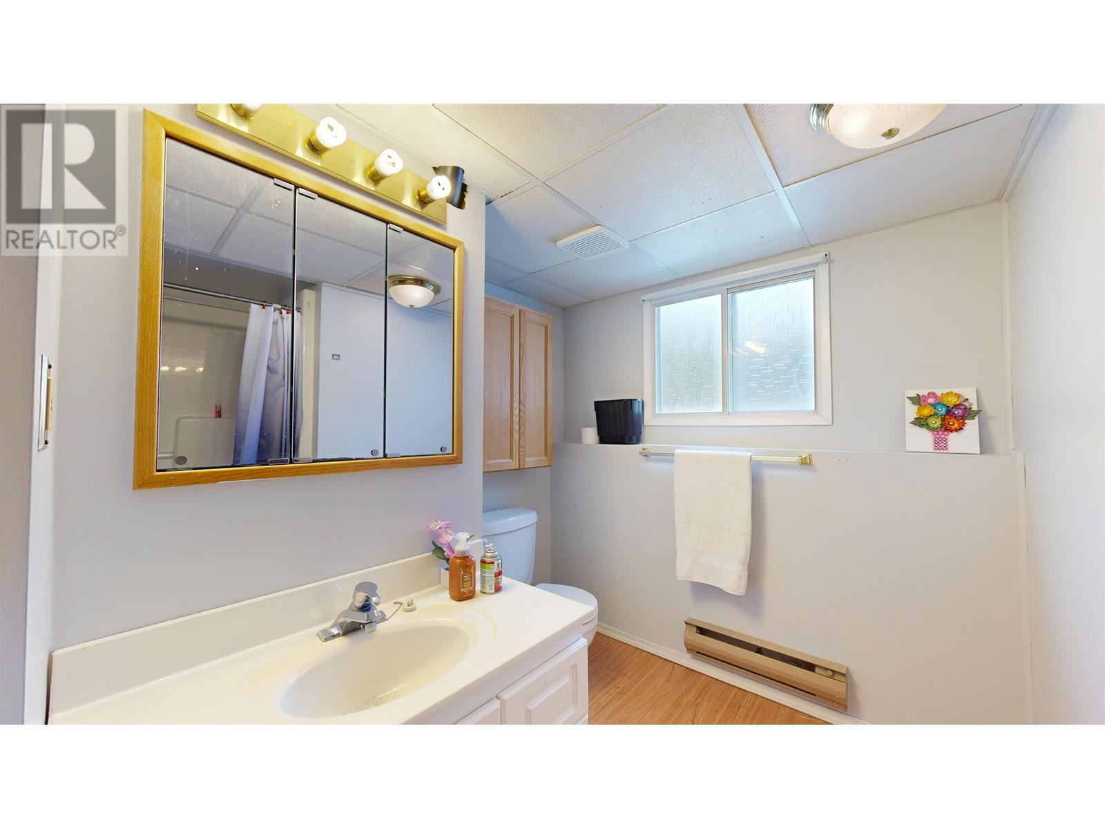 4765 Telqua Drive, 108 Mile Ranch, British Columbia  V0K 2Z0 - Photo 26 - R2975135