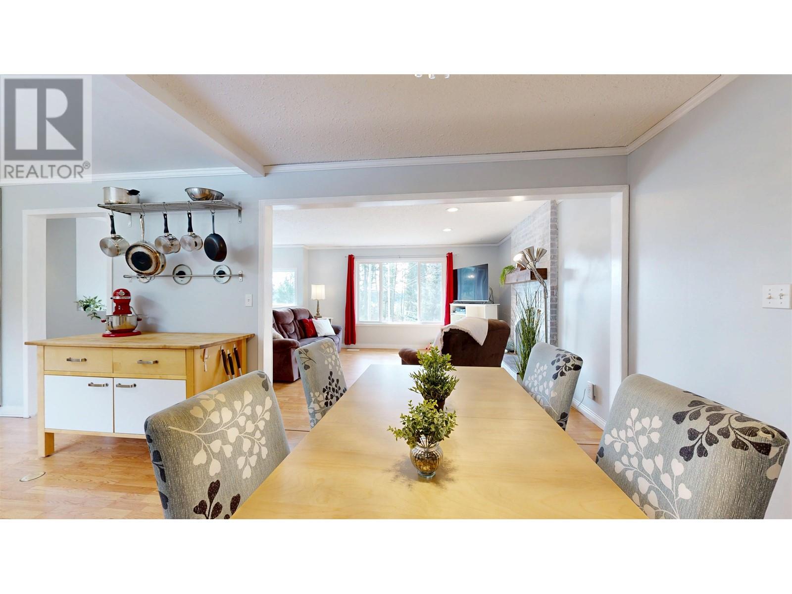 4765 Telqua Drive, 108 Mile Ranch, British Columbia  V0K 2Z0 - Photo 12 - R2975135