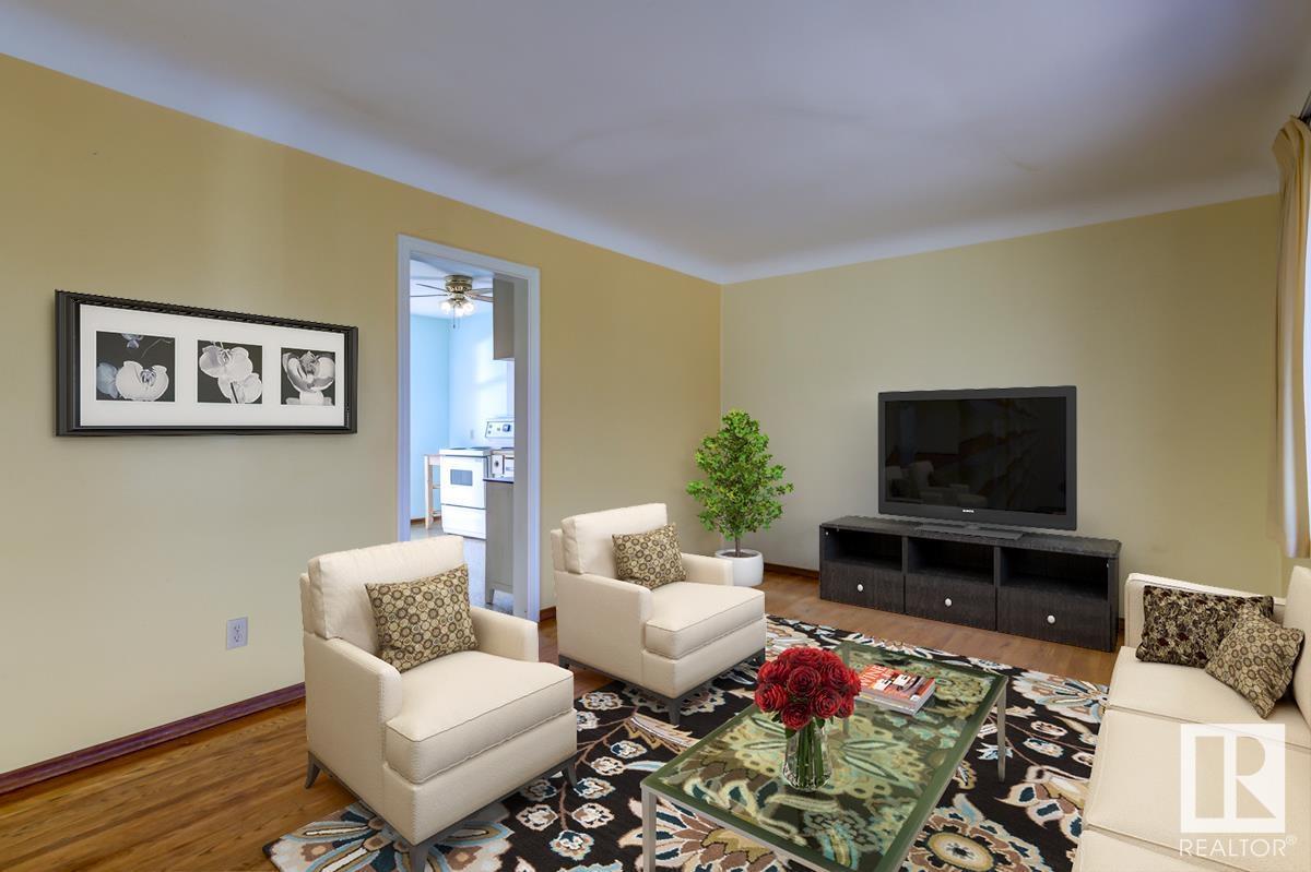 Property at 9277 87 ST NW image 4